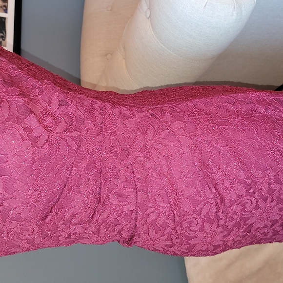 Decode 1.8 lace gown - Picture 6 of 10